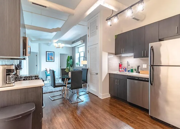 Cozy Smoke Ok 3br Retreat Near Mccormick Чикаго