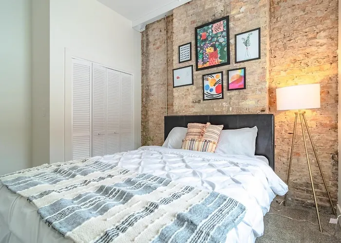 Cozy Smoke Ok 3br Retreat Near Mccormick Апартаменты Чикаго